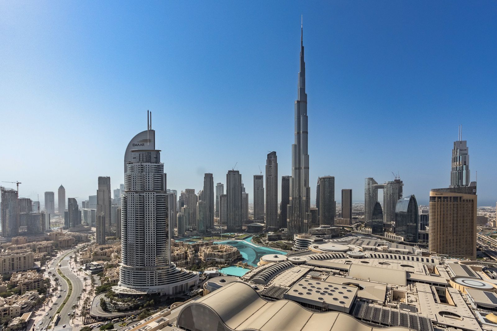 Dubaï vs Singapour : Deux villes favorables à la fiscalité, deux marchés immobiliers très différents