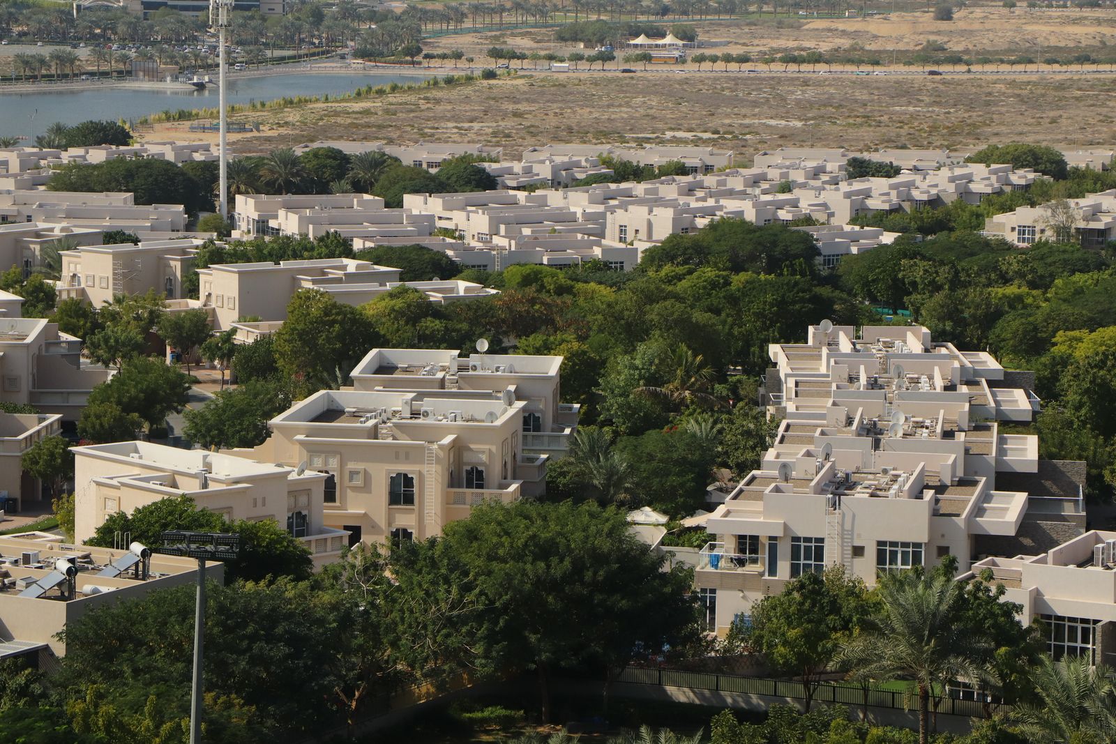Best Dubai Areas by Buyer Profile: Family, Investor, or First-Time Buyer
